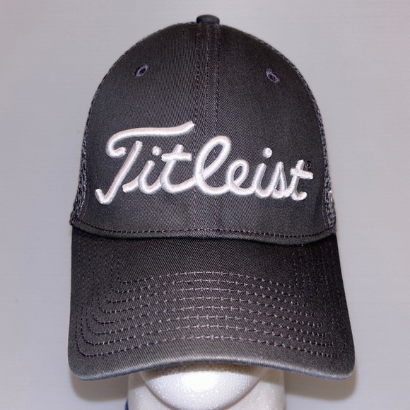 TITLEIST by NEW ERA PRO‎ V 1 GOLF HAT - Size Small-Medium - Gray with White - Picture 1 of 7